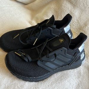 ADIDAS MEN’S SIZE 8.5 PRIMEBLUE